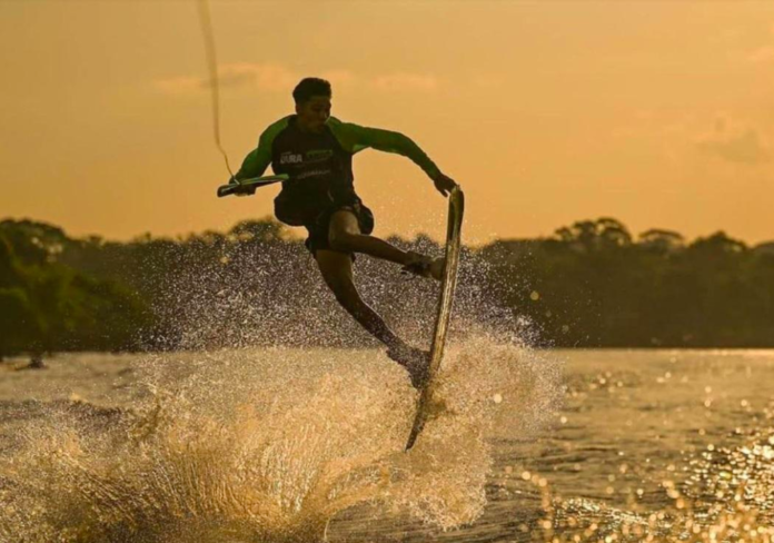 Jajá do Wake: Primeiro Amazonense a Vencer Etapa do Brasileiro de Wakeboard