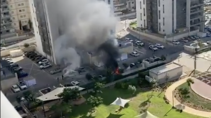 Professora Gera Polêmica ao Apoiar Hamas