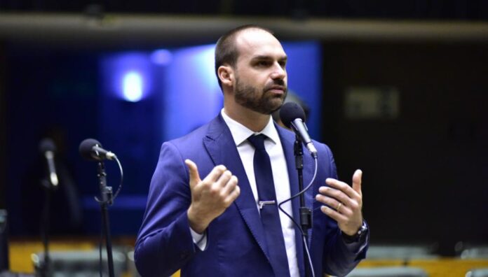 Eduardo Bolsonaro sob Investigação do STF