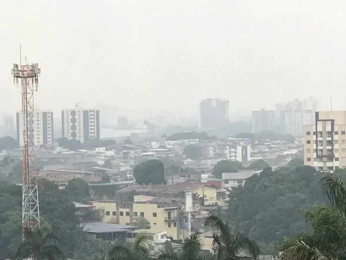 Manaus: Desafios da Poluição do Ar