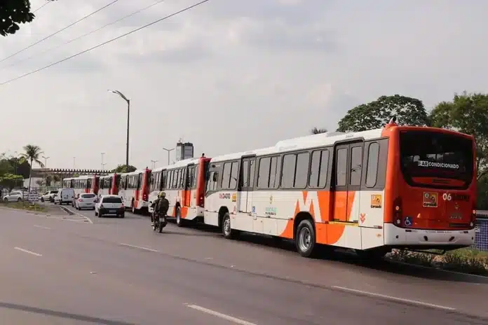 Ação Judicial: Prefeitura Manaus Descumpre Acordo de Ônibus