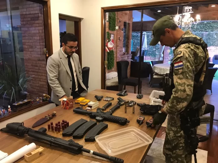 PF Desvenda Tráfico Bilionário de Armas no Brasil