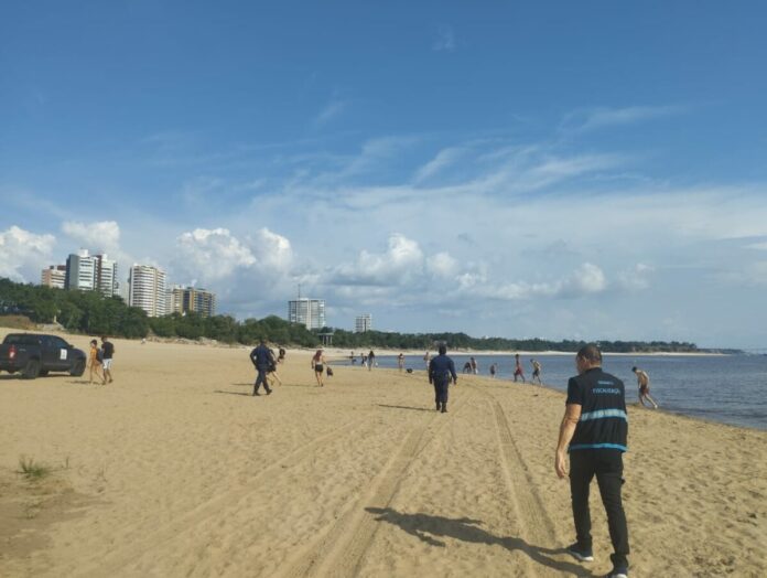 Liberação da Praia da Ponta Negra em Manaus