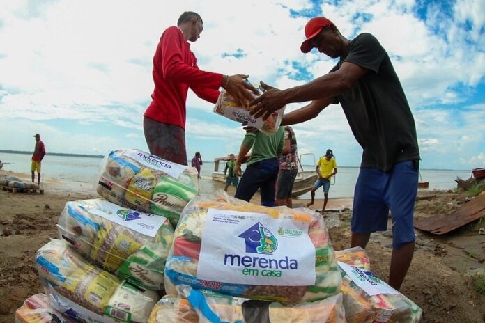 Resiliência na Crise Hídrica: Desafios e Estratégias no Amazonas