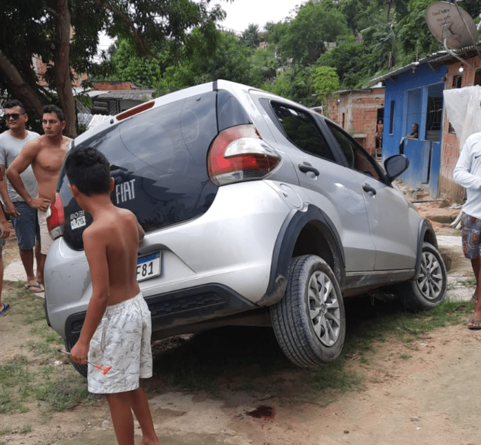 Polícia Contém Situação Crítica em Manaus