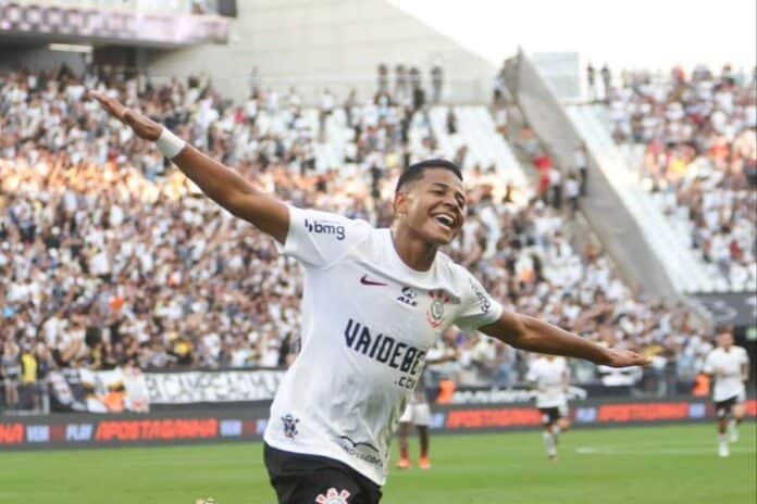 Vitória do Corinthians sobre o Fluminense
