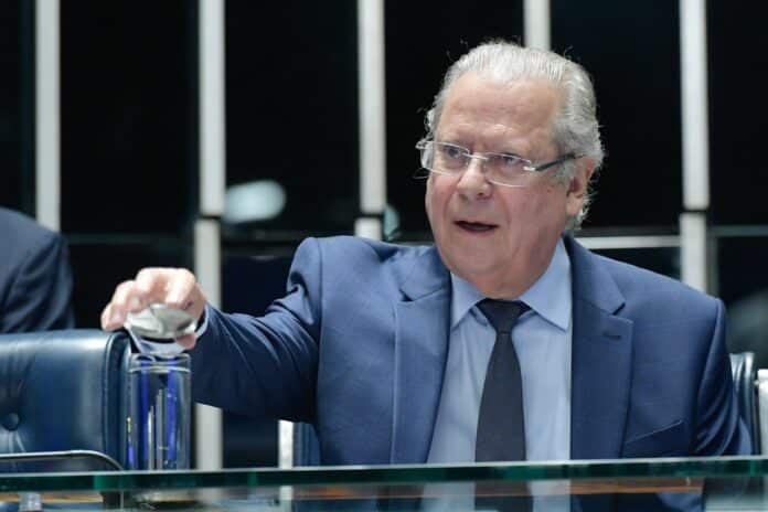 Retorno de José Dirceu ao Congresso