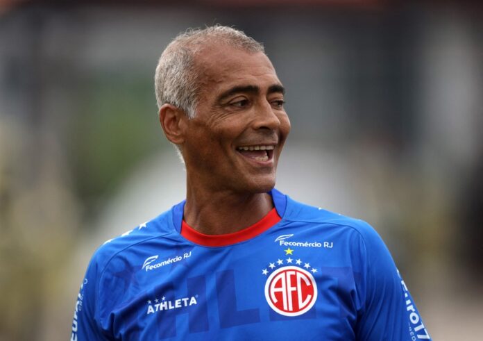 Romário Retorna ao Futebol