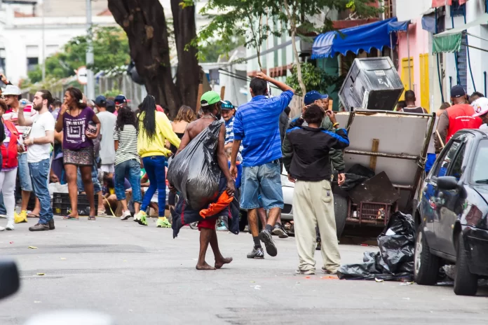 Guardas Civis Contraiem Doenças na Cracolândia