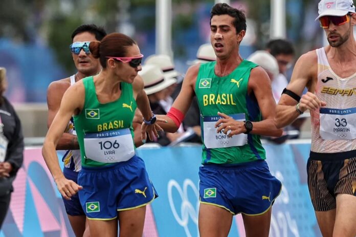 Brasil termina em 7º no revezamento de marcha atlética: