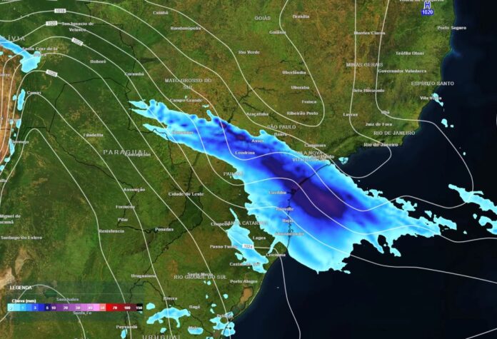 Frente fria chega ao Centro-Sul