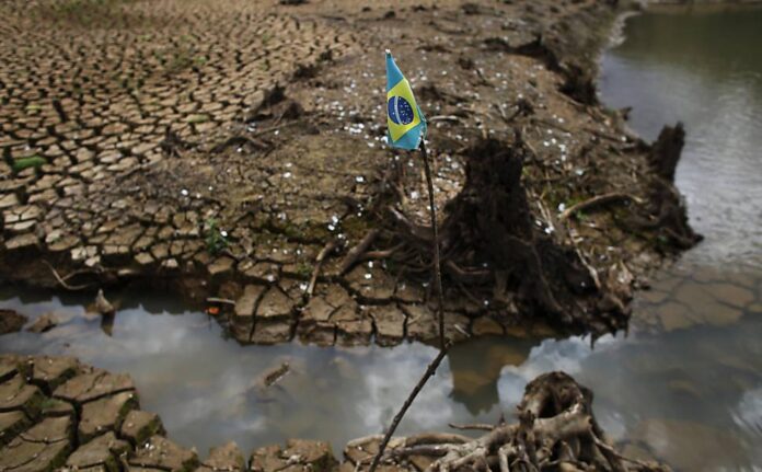 Seca afeta reservatórios de São Paulo