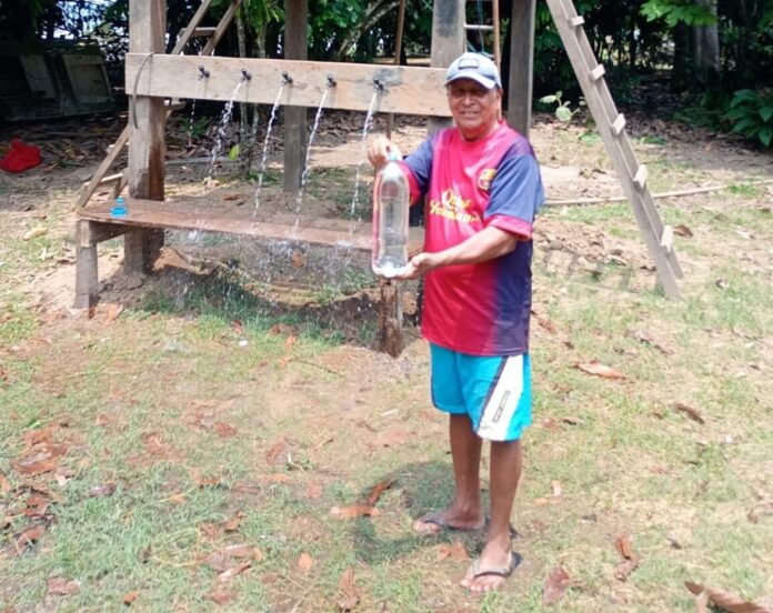 Comunidades no AM recebem purificadores de água