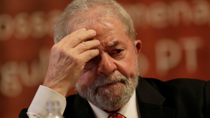 TCU bloqueia recursos Lula