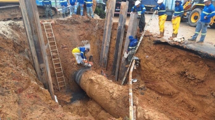 Rompimento de Adutora Deixa Manaus sem Água