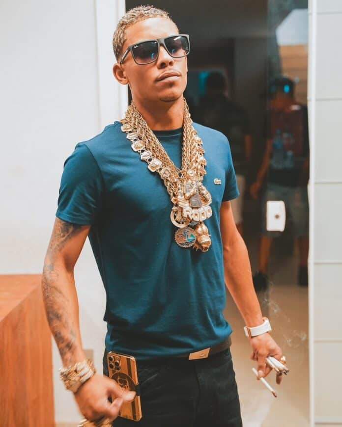 MC Poze é preso e tem músicas apagadas do Spotify