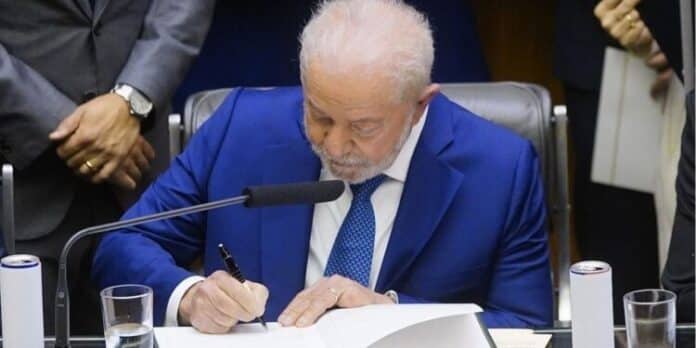 Aposentadoria pode subir para 72 anos, diz estudo