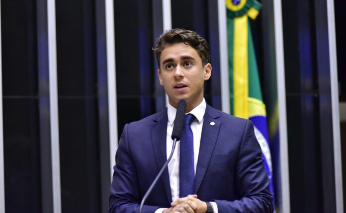 Nikolas aciona STF por CPI do INSS