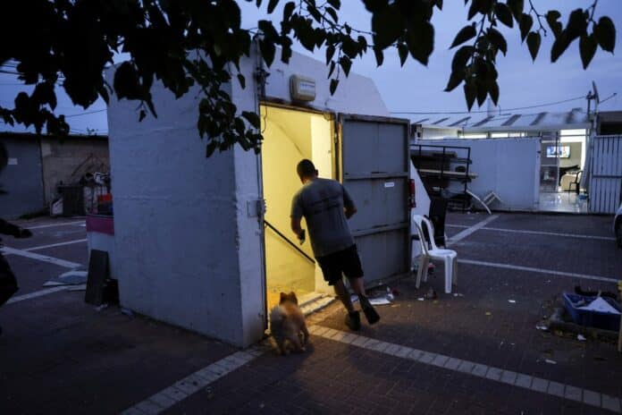 Como funcionam os bunkers em Israel