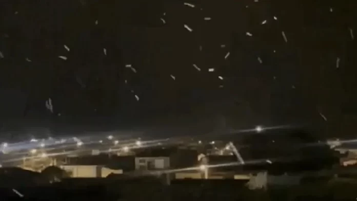 Neve atinge cidade do RS