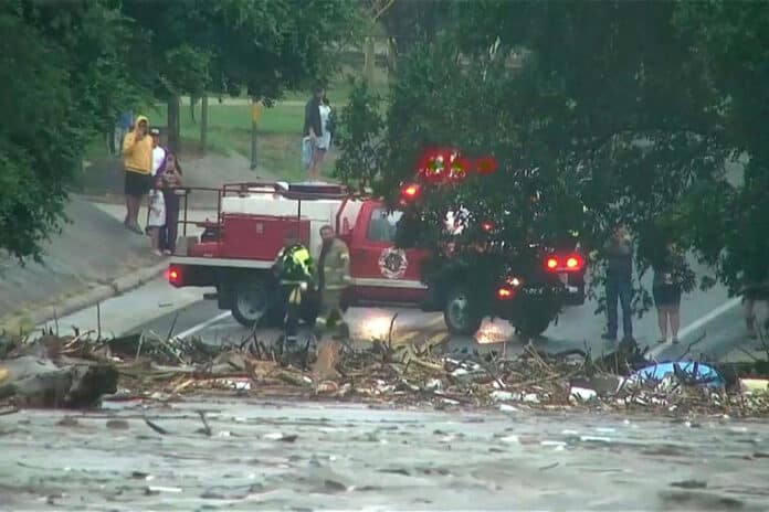 Enchente no Texas deixa 20 crianças desaparecidas