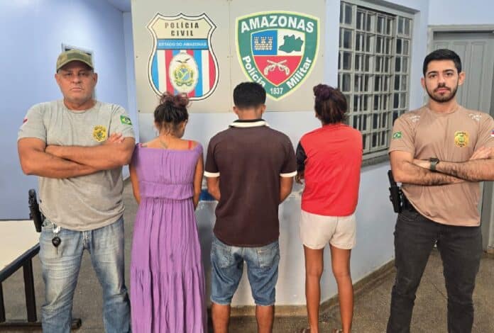 Grávida invade casa pelo ar-condicionado