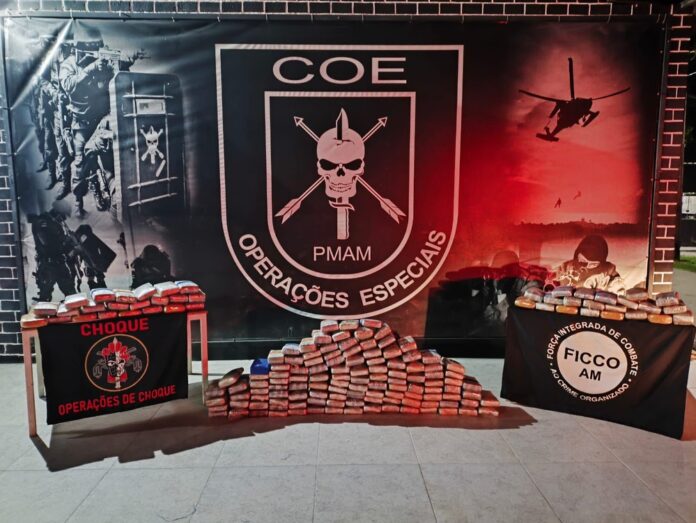 Homem preso com 165 kg de drogas