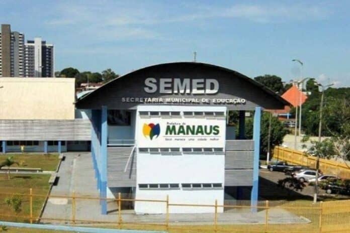 Manaus obrigada a fornecer mediadores escolares