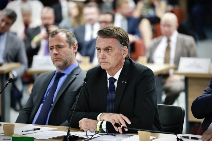 PGR pede condenação de Bolsonaro por golpe