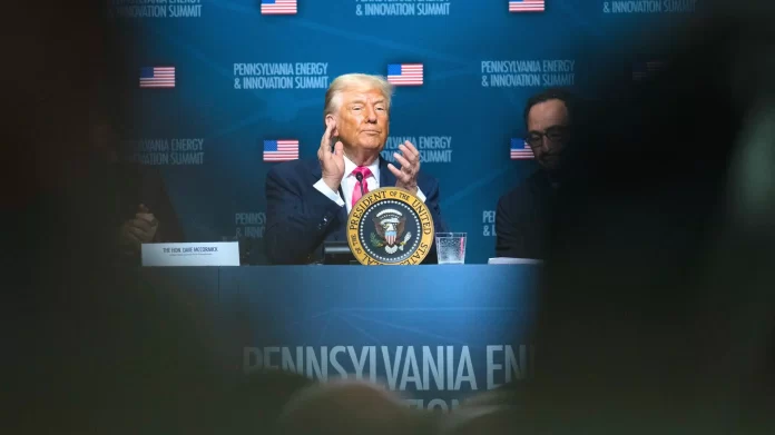 Trump cogita sanções ao Brasil