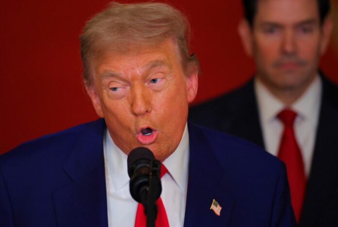 Trump impõe tarifa de 30% a México e UE
