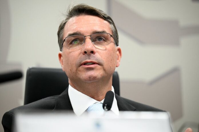 Família Bolsonaro refém em Resende