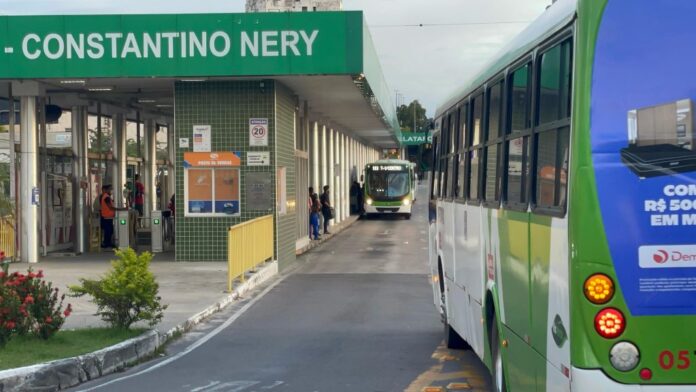 Manaus amplia três itinerários de ônibus