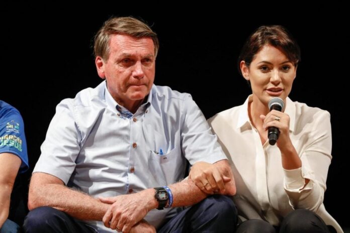 Michelle critica monitoramento STF