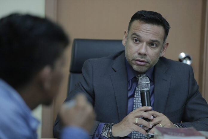 TJAM aposenta juiz por interferir em decisões